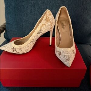 Valentino Cream Lace Women's Shoes